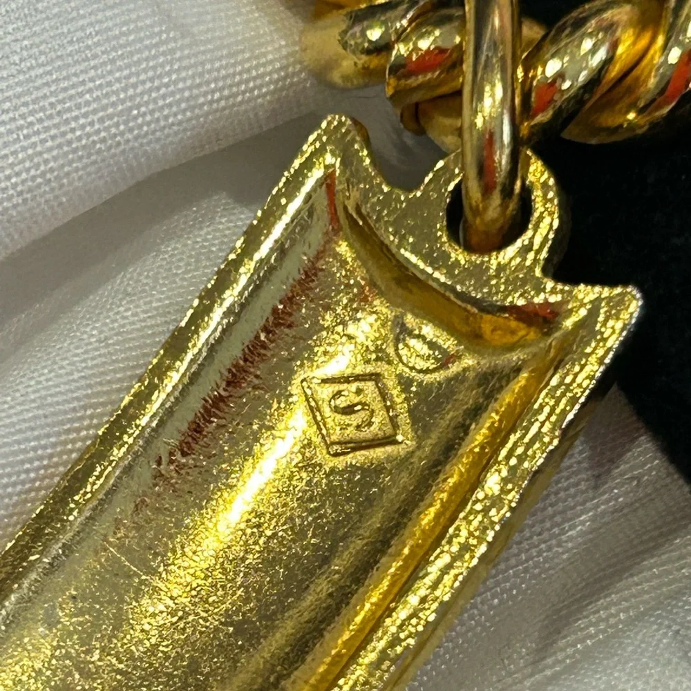 VINTAGE β70s GUCCI ITALY BROWN ENAMEL LOGO RUNWAY TOGGLE BELT/Necklace - Picture 4 of 13